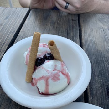 Osteria Fasulo - Vanilla gelato - Italian Near Me - Davis, California
