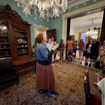 Juliette Gordon Low Birthplace - Our tour group in one of the living room areas of the museum - Museums Near Me - Savannah, Georgia Juliette Gordon Low Birthplace - Our tour group in one of the living room areas of the museum - Museums Near Me - Savannah, Georgia
