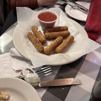 Giuseppe's Pizzeria & Ristorante - Italian Near Me - Meredith, New Hampshire Giuseppe's Pizzeria & Ristorante - Italian Near Me - Meredith, New Hampshire