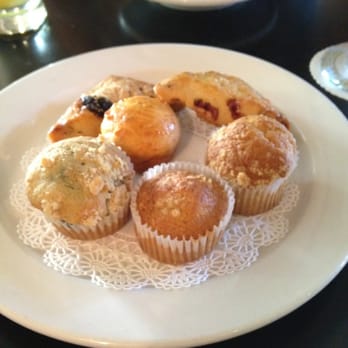 Backstreet Cafe - Complimentary mini scones and muffins - New American Near Me - Houston, Texas Backstreet Cafe - Complimentary mini scones and muffins - New American Near Me - Houston, Texas