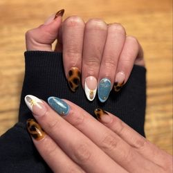 Nail West