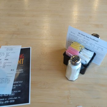 Something Different Grill - Clean table - American Near Me - Clovis, New Mexico