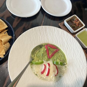 Mexcal - Guacamole with Chips & Salsa - Mexican Near Me - Reno, Nevada