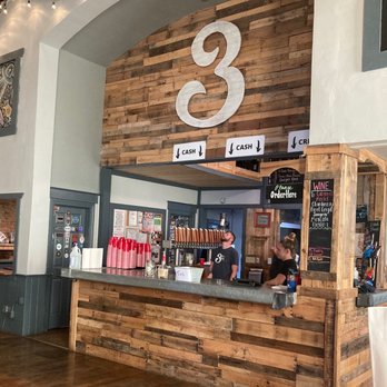 3rd Turn Brewing - Bar area - Breweries Near Me - Louisville, Kentucky