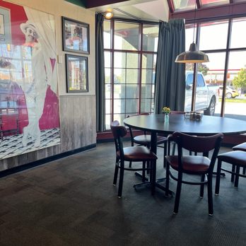 Rocky Rococo - Interior - Pizza Near Me - Racine, Wisconsin Rocky Rococo - Interior - Pizza Near Me - Racine, Wisconsin
