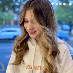 Salon Bartolo - Color and cut by Meesh