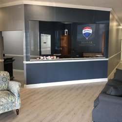 Re/Max Sunset Realty