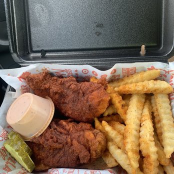 Urban Bird Hot Chicken - Chicken Shop Near Me - Arlington, Texas