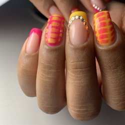 Nail Kymistry