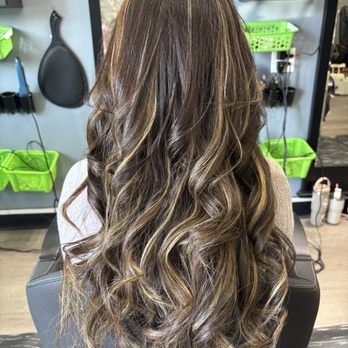 Bella Hair & Spa - Highlights - Hair Salons Near Me - Seattle, Washington