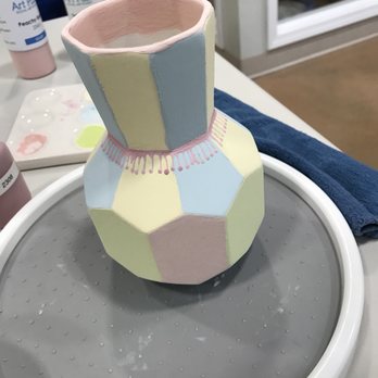 Art Füzd - Paint-Your-Own Pottery Near Me - Schaumburg, Illinois Art Füzd - Paint-Your-Own Pottery Near Me - Schaumburg, Illinois