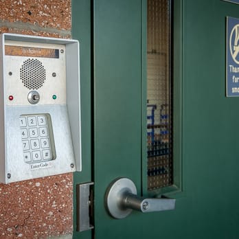 Plateau Heated Self Storage - Self Storage Near Me - Sammamish, Washington
