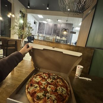 Dua Pie - Pizza Near Me - Cedar Rapids, Iowa