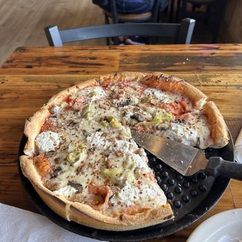 Milton's Pizza and Pasta - Wakefield - Pizza Near Me - Raleigh, North Carolina