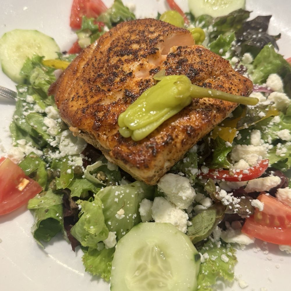 Riverside Grille - Greek Salad with grilled salmon - American Near Me - Beaumont, Texas Riverside Grille - Greek Salad with grilled salmon - American Near Me - Beaumont, Texas
