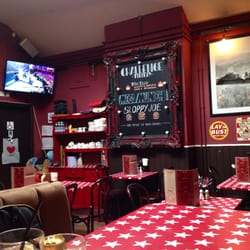 Sloppy's - Interior