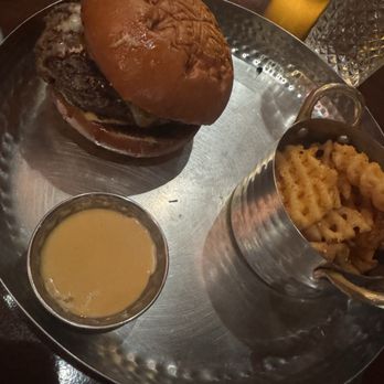 Tiffins Restaurant - New American Near Me - Lake Buena Vista, Florida