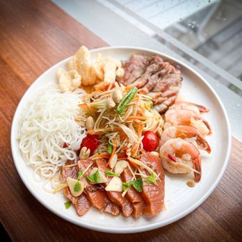 Pomelo Thai Boutique Restaurant - Som Tum Platter *NEW* - Thai Near Me - New Orleans, Louisiana Pomelo Thai Boutique Restaurant - Som Tum Platter *NEW* - Thai Near Me - New Orleans, Louisiana