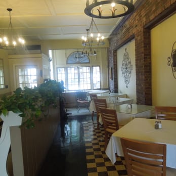 Brackett's Oceanview Restaurant - Seafood Near Me - Rockport, Massachusetts