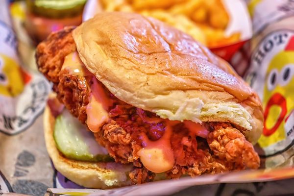 Dave's Hot Chicken by null