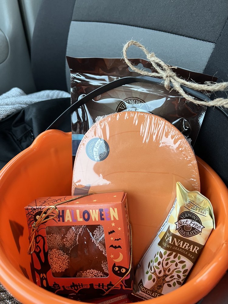 Vermont Nut Free Chocolates Logo