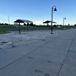 El Moro Rest Area - Rest grounds