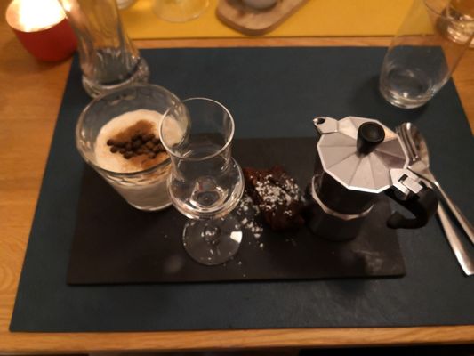 Das Esszimmer - essen macht glücklich by null