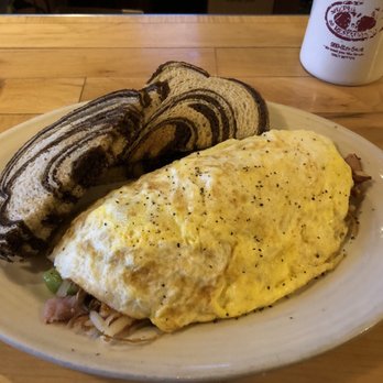 Shepherd Bar - Farmers Omlet - American Near Me - Shepherd, Michigan