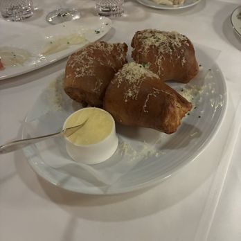 Restaurant Francois - The popovers! DELICIOUS! - French Near Me - Austin, Texas Restaurant Francois - The popovers! DELICIOUS! - French Near Me - Austin, Texas