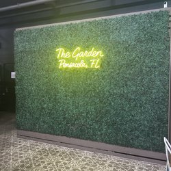 Perennial Patio Bar
