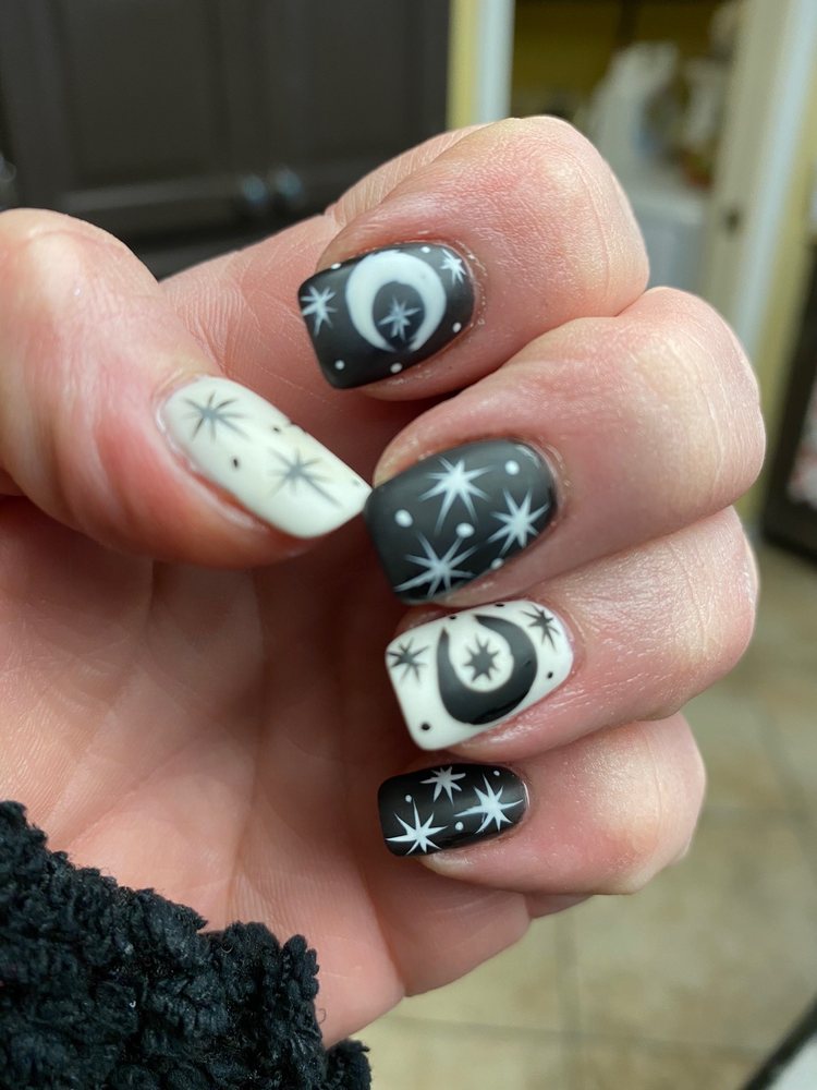 Fairy Nails Logo