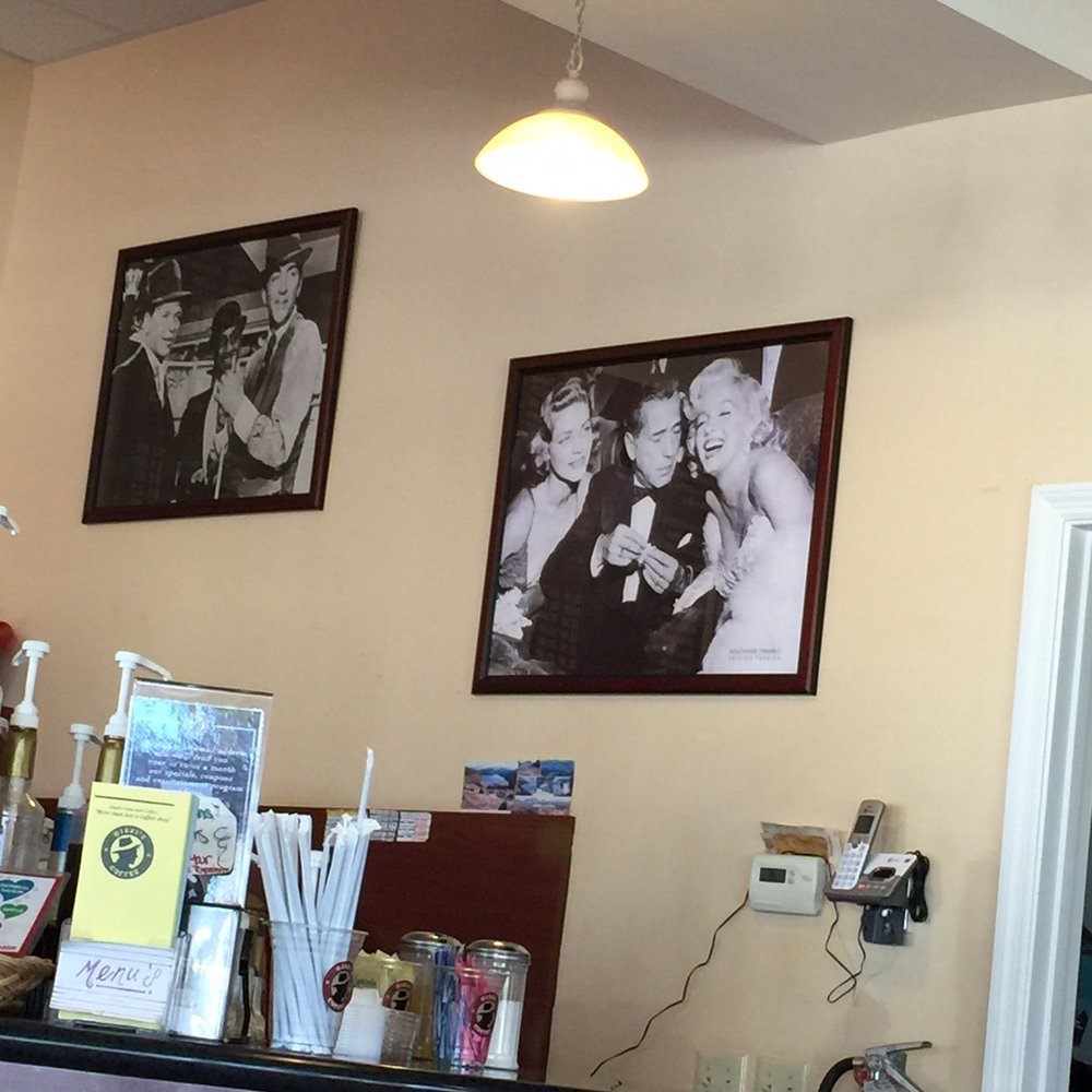Gizzi's Coffee - Sandwiches Near Me - Delray Beach, Florida