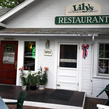 Lilys - entrance - New American Near Me - Mount Shasta, California Lilys - entrance - New American Near Me - Mount Shasta, California