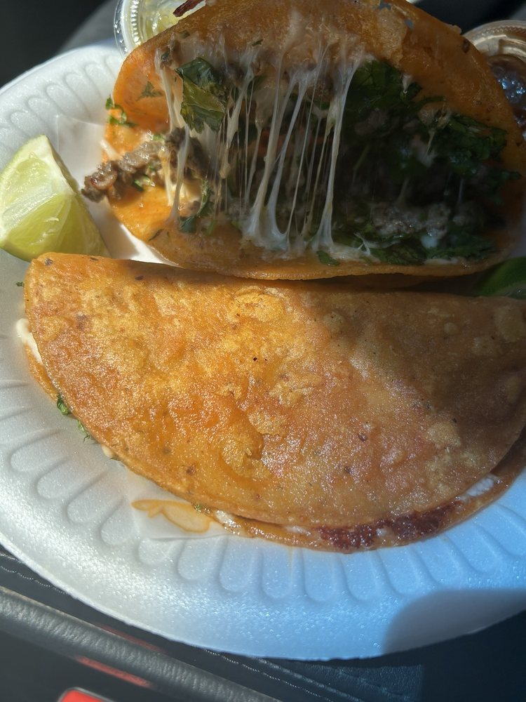 Tacos Los Altenos