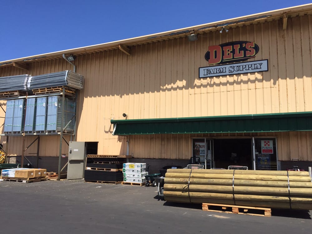 DEL’S FARM SUPPLY Updated August 2024 15 Photos 326 Hanamau St