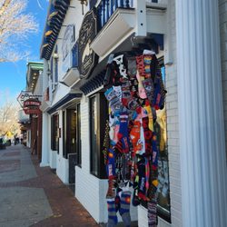 For Bare Feet - View from the outside of the store