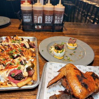 Smoke Daddy - Brisket Deviled Eggs Loaded Fries Smoked BBQ Wings - Barbeque Near Me - Chicago, Illinois Smoke Daddy - Brisket Deviled Eggs Loaded Fries Smoked BBQ Wings - Barbeque Near Me - Chicago, Illinois