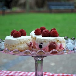 Levenshulme Market - Mini-cakes with fresh and cream filling.