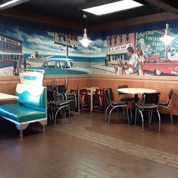 Long John Silver's - Inside - Fast Food Near Me - Uniontown, Pennsylvania