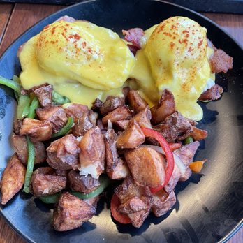 Toast Downey - Bacon and Smashed avocado Benedict with Country Potatoes - Breakfast & Brunch Near Me - Downey, California Toast Downey - Bacon and Smashed avocado Benedict with Country Potatoes - Breakfast & Brunch Near Me - Downey, California