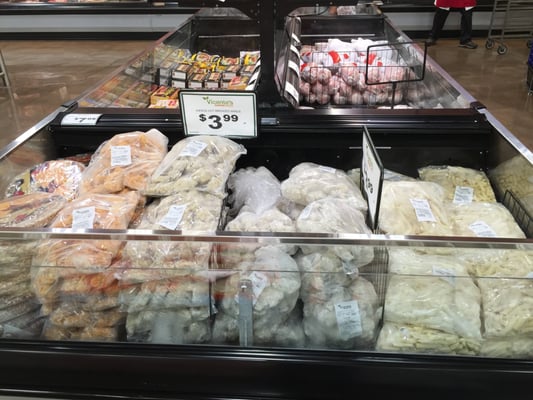 VICENTE’S SUPERMARKET - Updated June 2025 - 13 Photos - 160 Pleasant St