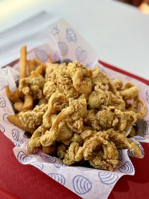 Bob's Clam Hut by null