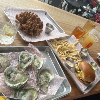 Maplewood Brewery & Distillery - Fried Onion (soft opening), Grilled Oysters, Maplewood Smash Burger - Breweries Near Me - Chicago, Illinois