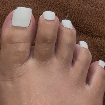 Luxury Nail Spa - chipped corner - Nail Salons Near Me - Elk Grove, California Luxury Nail Spa - chipped corner - Nail Salons Near Me - Elk Grove, California