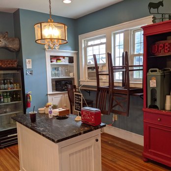 Sweet Donkey Coffee - Very cozy indoor spot - Coffee & Tea Near Me - Roanoke, Virginia