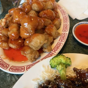 Yi's Wok - Sweet and sour pork - Chinese Near Me - Redmond, Oregon Yi's Wok - Sweet and sour pork - Chinese Near Me - Redmond, Oregon