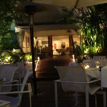 Michael's Restaurant - Beautiful outside dining area. - New American Near Me - Santa Monica, California Michael's Restaurant - Beautiful outside dining area. - New American Near Me - Santa Monica, California