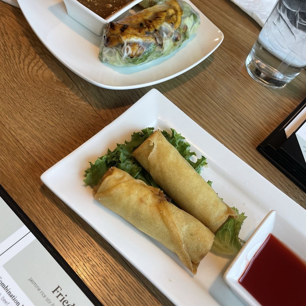 Simply Pho House - Chicken Spring Roll and Veggie Egg Roll (2) - Vietnamese Near Me - Celina, Texas Simply Pho House - Chicken Spring Roll and Veggie Egg Roll (2) - Vietnamese Near Me - Celina, Texas