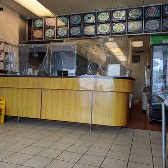 Mr Lus Chinese Restaurant - Lobby - Chinese Near Me - Winston Salem, North Carolina