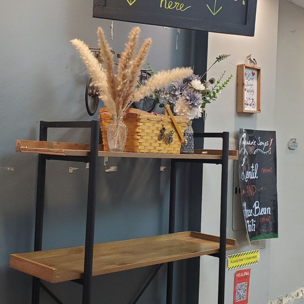 The Picnic Basket - Cafes Near Me - New York, New York